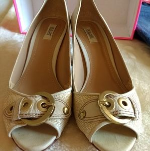 Ladies Casual Leather Shoes